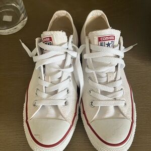 CONVERSE ALL STAR IN EXCELLENT USED CONDITION! EUC!!